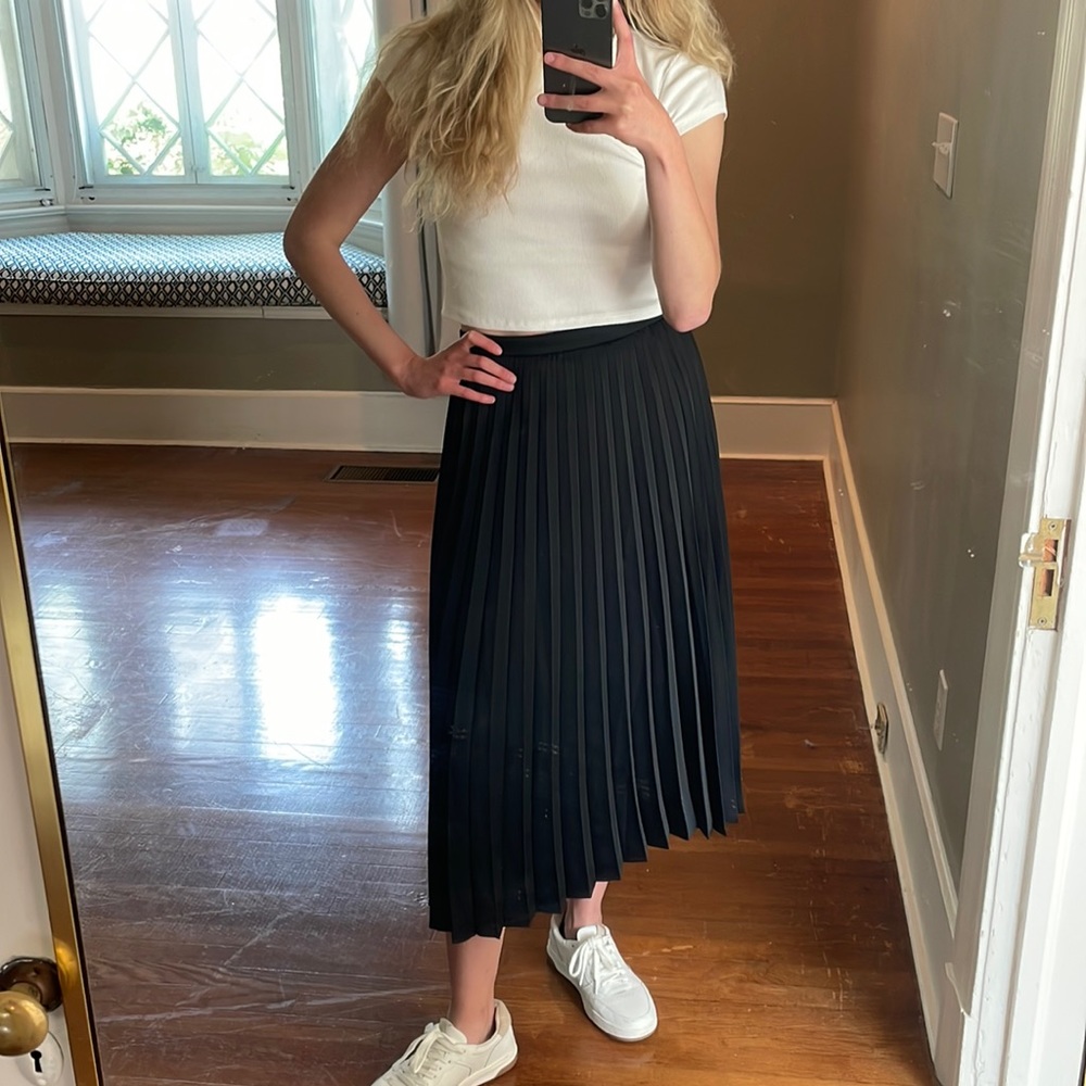J Crew Pleated Black Midi Skirt